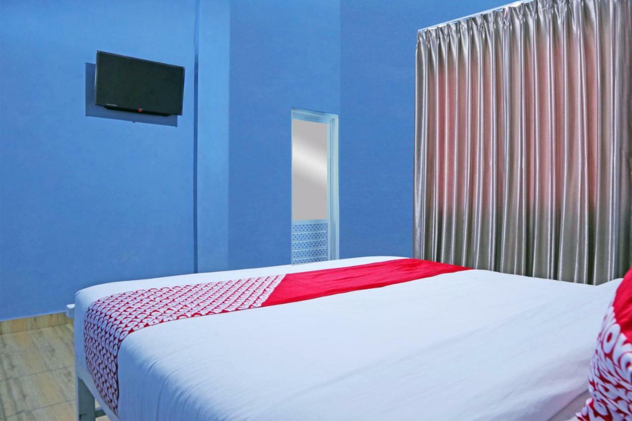Oyo 1386 Hotel Grand Gabelo Букиттинги Экстерьер фото